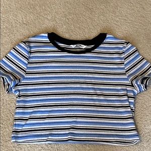 Shein cropped t- shirt